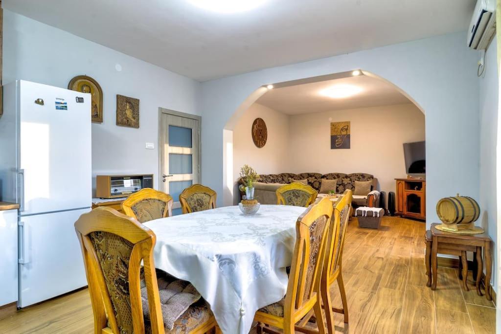 Pavle'S Oasis Villa Virpazar Eksteriør bilde