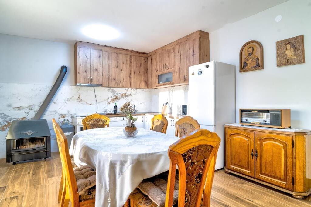 Pavle'S Oasis Villa Virpazar Eksteriør bilde